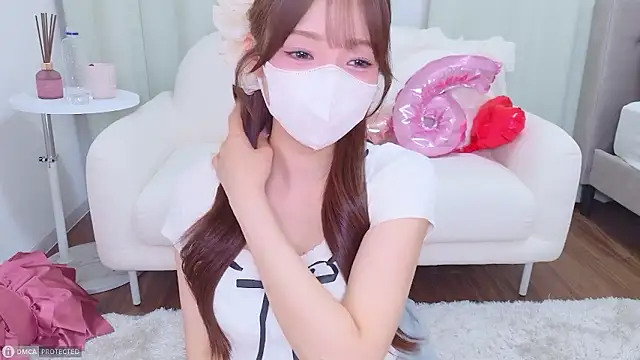 Seira  nn online show from 05-07-26, 01:25