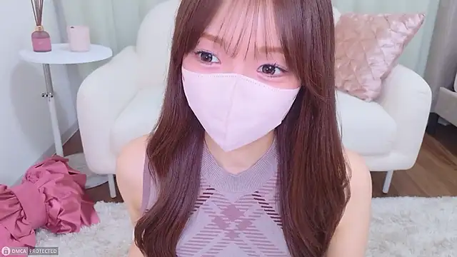 Seira  nn online show from 04-28-26, 01:15