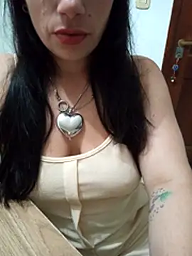 Amarteverdaderamente online show from 12-04-25, 03:16