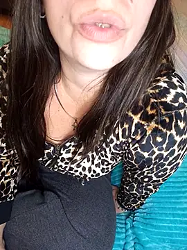 Amarteverdaderamente online show from 04-10-26, 03:02