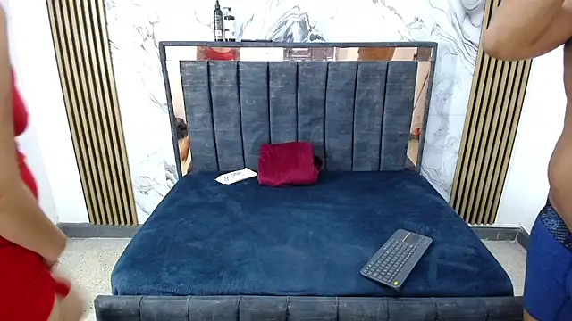 Snapshot of genesis_and_alex chatting on 02-11-26, 09:58 genesis and alex online show from 02-11-26, 09:58