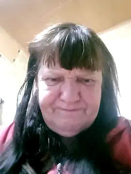 Apeesynka55211 online show from 10-17-25, 02:59