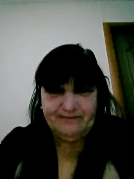 Apeesynka55211 online show from 02-06-26, 04:14