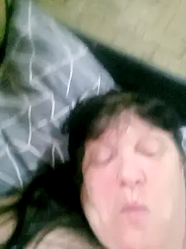 Apeesynka55211 online show from 04-12-26, 06:11