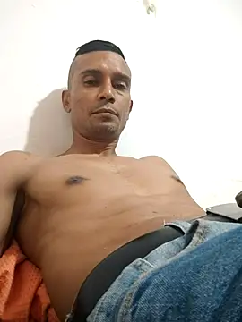 exotico2323 online show from 04-04-26, 08:26