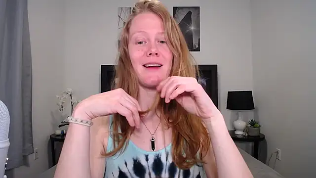 naughtyfox89 online show from 02-12-26, 02:33