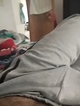 Valen Squirt04 online show from 10-10-25, 07:15