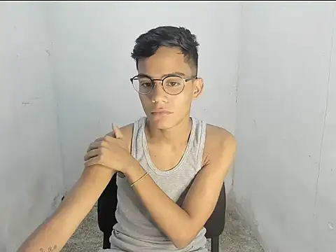 Deivi colins 23 online show from 10-12-25, 12:01