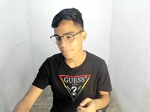 Deivi colins 23 online show from 10-16-25, 12:19
