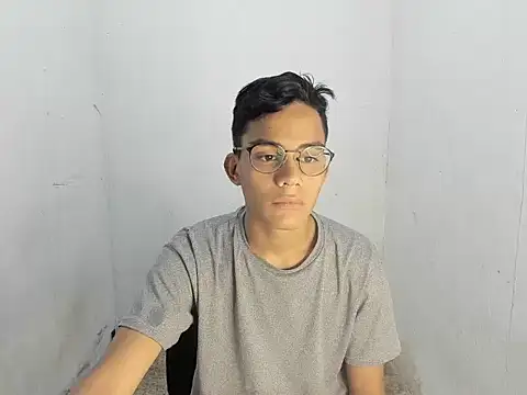 Deivi colins 23 online show from 10-20-25, 12:24