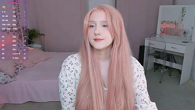 DelilahTaylor online show from 06-18-26, 10:04