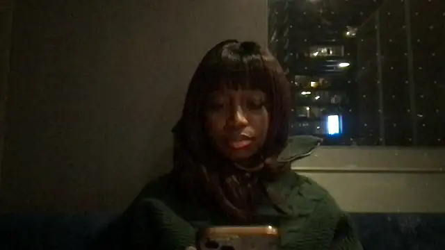 tia   fox online show from 12-03-25, 03:07