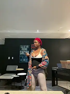 tia   fox online show from 02-15-26, 02:23