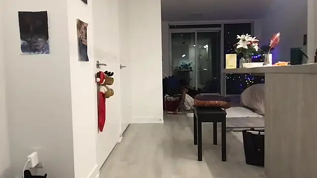 tia   fox online show from 02-19-26, 06:43