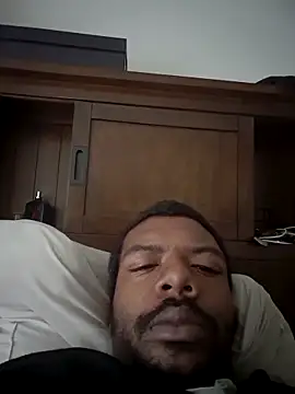 Snapshot of MrBigDickShow chatting on 03-05-26, 02:57 MrBigDickShow online show from 03-05-26, 02:57