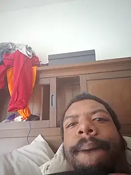 Snapshot of MrBigDickShow chatting on 03-04-26, 03:53 MrBigDickShow online show from 03-04-26, 03:53