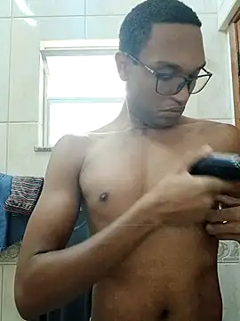Snapshot of jaojo24 chatting on 10-26-25, 01:44 jaojo24 online show from 10-26-25, 01:44