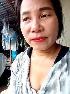 Snapshot of meomeo-baby chatting on 10-04-25, 02:35 meomeo-baby online show from 10-04-25, 02:35