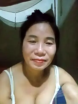 Snapshot of meomeo-baby chatting on 10-14-25, 04:51 meomeo-baby online show from 10-14-25, 04:51
