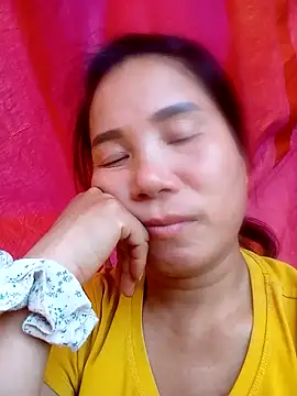 Snapshot of meomeo-baby chatting on 10-18-25, 04:58 meomeo-baby online show from 10-18-25, 04:58