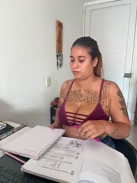 violeticafox online show from 10-06-25, 02:40