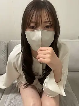 Snapshot of riko_0303 chatting on 11-10-25, 03:44 riko 0303 online show from 11-10-25, 03:44