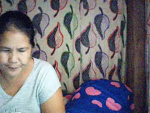 milagrose rose online show from 10-05-25, 10:06