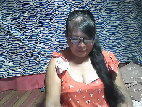 Snapshot of joy_cute chatting on 10-16-25, 12:52 joy cute online show from 10-16-25, 12:52