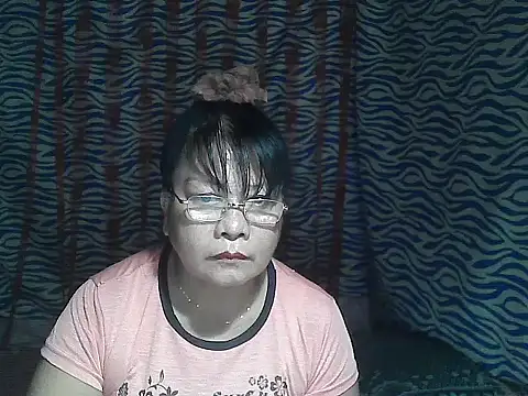 joy cute online show from 02-25-26, 11:15