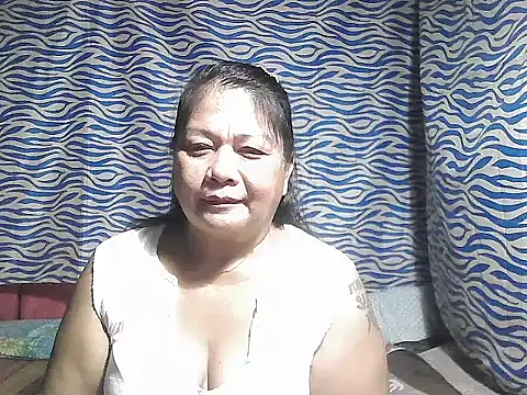 Snapshot of joy_cute chatting on 10-25-25, 11:05 joy cute online show from 10-25-25, 11:05