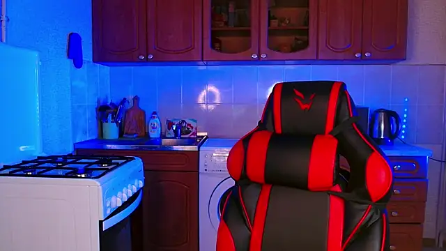 jeffreyue online show from 11-24-25, 02:39