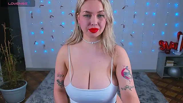 EvieMayson online show from 03-20-26, 07:42