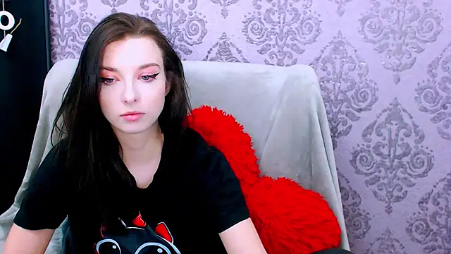 DominantLuna online show from 03-10-26, 08:24