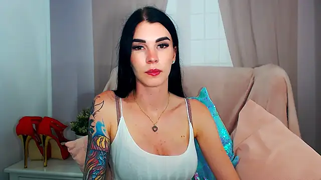 Snapshot of SofiiaBeauty chatting on 10-23-25, 07:56 SofiiaBeauty online show from 10-23-25, 07:56