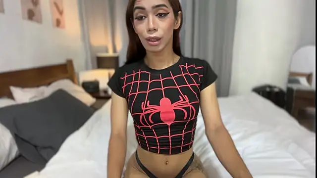 Snapshot of TsManikaXx chatting on 05-20-26, 03:25 TsManikaXx online show from 05-20-26, 03:25