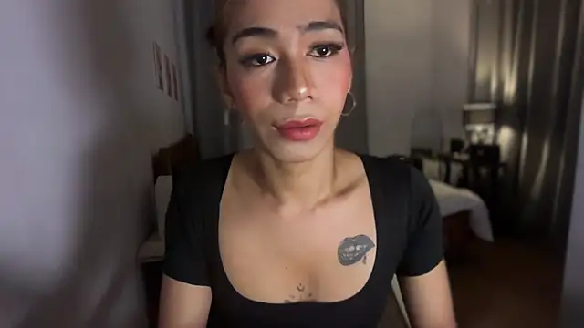 Snapshot of TsManikaXx chatting on 04-03-26, 12:44 TsManikaXx online show from 04-03-26, 12:44