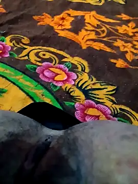 Hotty ruvi online show from 10-14-25, 04:29