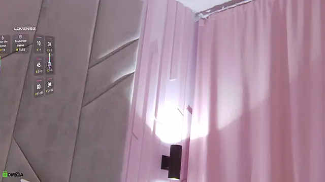 Snapshot of AnnaNoir chatting on 03-18-26, 01:57 AnnaNoir online show from 03-18-26, 01:57