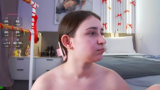 Snapshot of AnnaNoir chatting on 02-25-26, 01:44 AnnaNoir online show from 02-25-26, 01:44