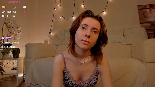 shyina meow online show from 01-07-26, 03:06