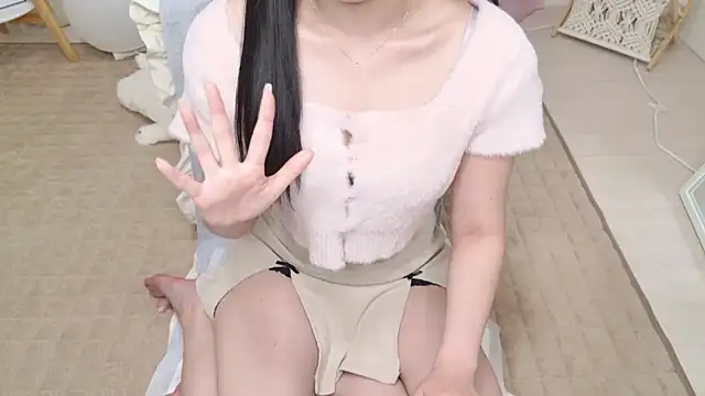 Snapshot of MAYU_cha chatting on 01-15-26, 11:24 MAYU cha online show from 01-15-26, 11:24