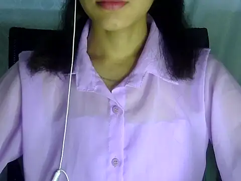 Snapshot of Shazi_1 chatting on 06-18-26, 04:12 Shazi 1 online show from 06-18-26, 04:12