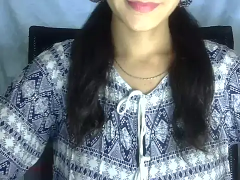 Snapshot of Shazi_1 chatting on 07-23-26, 11:07 Shazi 1 online show from 07-23-26, 11:07