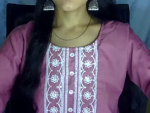 Snapshot of Shazi_1 chatting on 07-19-26, 02:47 Shazi 1 online show from 07-19-26, 02:47
