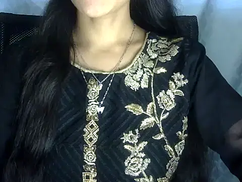 Snapshot of Shazi_1 chatting on 07-18-26, 11:08 Shazi 1 online show from 07-18-26, 11:08