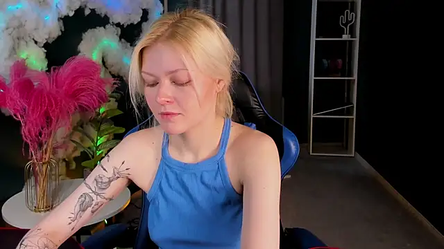 Callista a online show from 04-10-26, 02:51