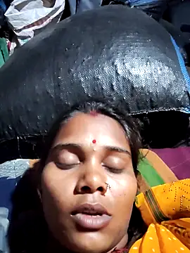 Katrina kaif143 online show from 11-04-25, 03:38