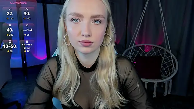 TessaGrays online show from 11-30-25, 08:26