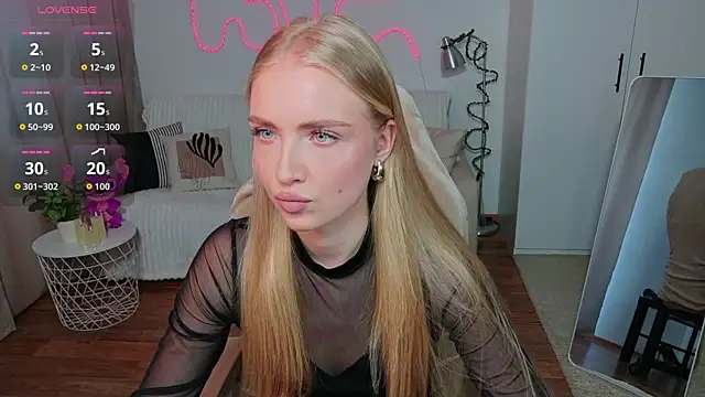 TessaGrays online show from 05-06-26, 12:31