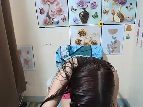 Hot Athena99x online show from 12-17-25, 01:10